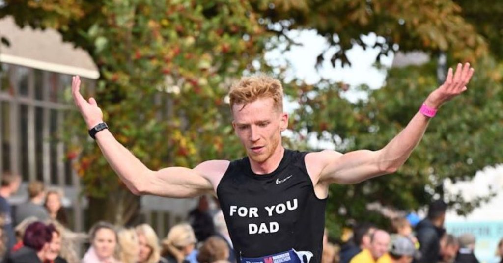 Manchester Marathon runner, Jack, mid-race